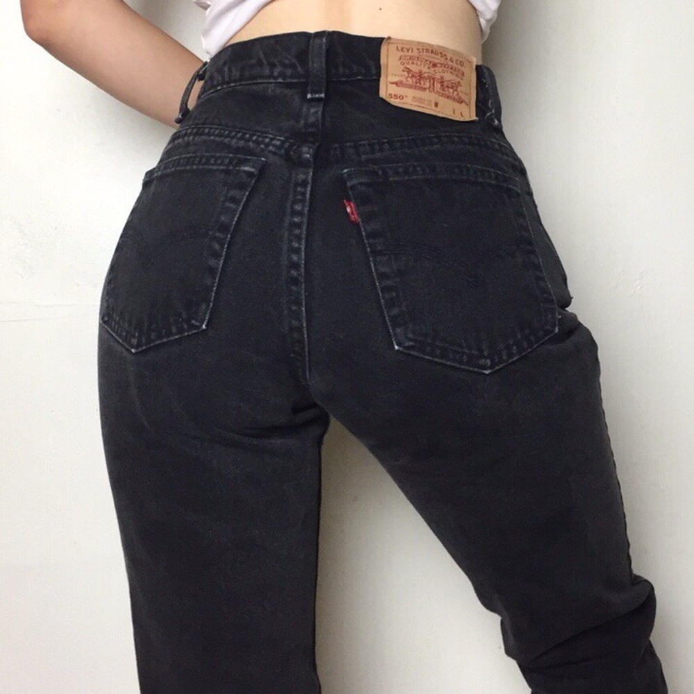 VTG 550 Levi’s high waisted mom jeans size 25/26
